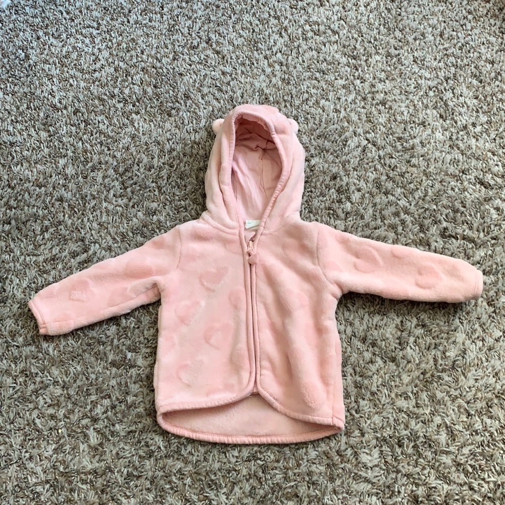 H&M super soft cute hood jacket. Size 4-6 months.